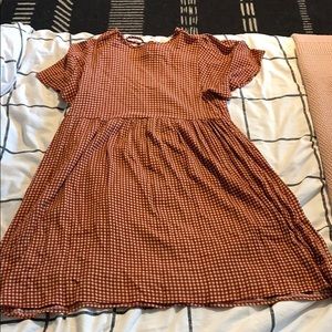 Gingham babydoll dress!